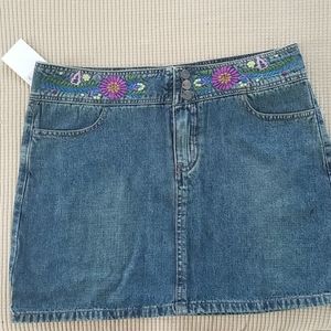 NWT Denim Skirt Sz 9 Embroidered Waist